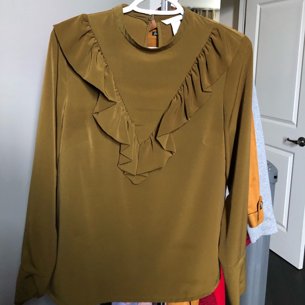 Green blouse